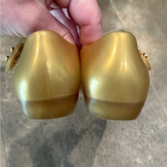 Mini Melissa Ultragirl gold flowers shoes - Picture 7 of 9